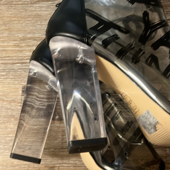 Aldo Clear Chunk Block Bootie Heels Size Sz 7 Do Ya Thing Punk Graffiti Booties - Picture 11 of 15